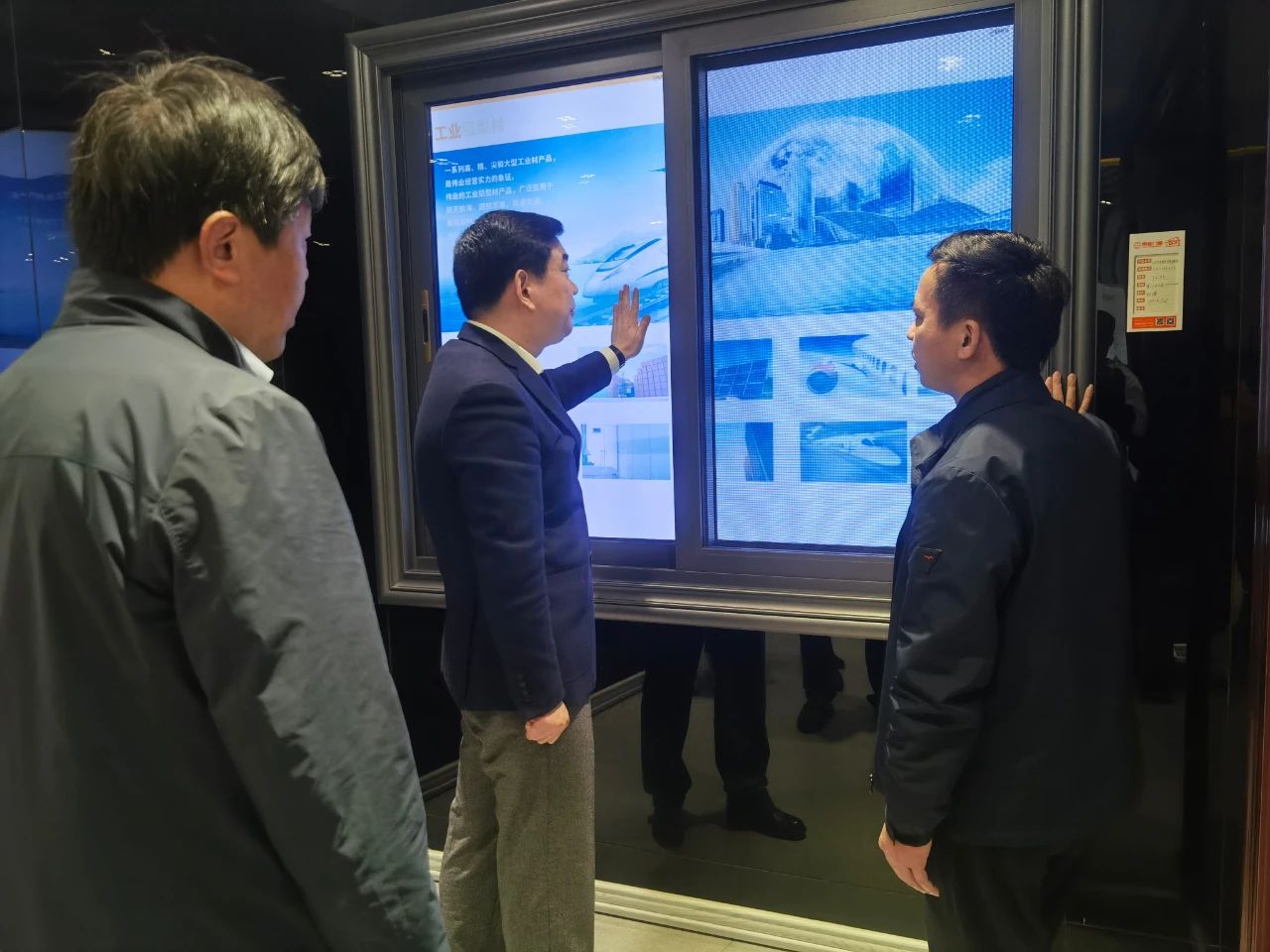 新沂市委书记陈堂清走进江苏9888拉斯维加斯铝材，发展冶金资料产业调研